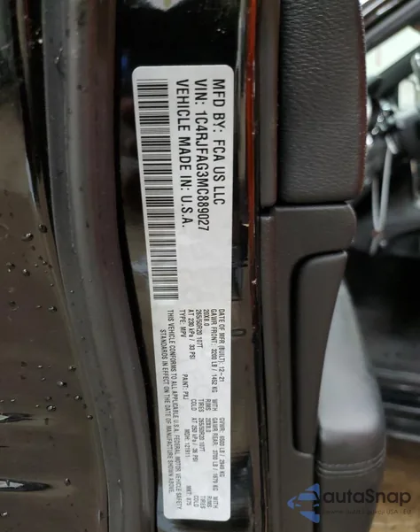 2021 Jeep Grand Cherokee Laredo z USA, uszkodzony, nr VIN 1C4RJFAG3MC889027